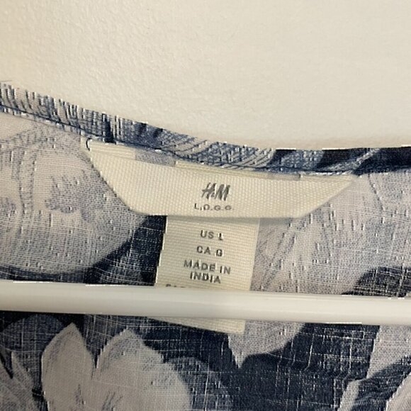 H&M L.O.G.G. V-Neck Cotton Blouse Blue Tropical Hawaiian Floral Leaf Leaves Boho - Picture 5 of 12